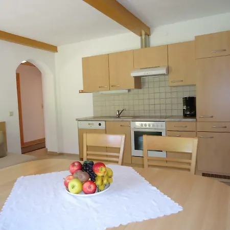 Kroell Apartament *